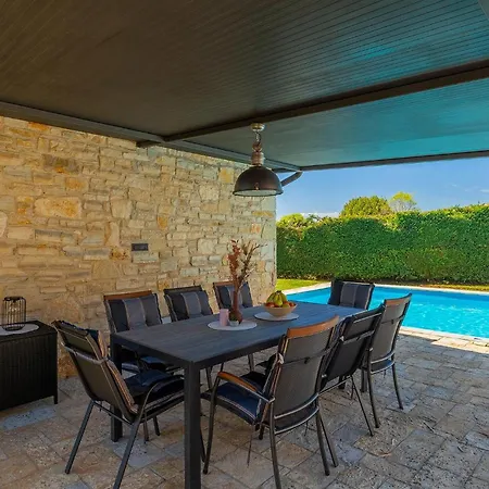 Campanula Holiday home Barat (Porec)